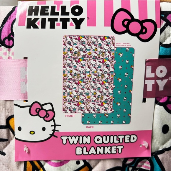 Hello Kitty Quilted Reversible Throw Blanket - HK Fun, 60"x90" - Picture 4 of 4
